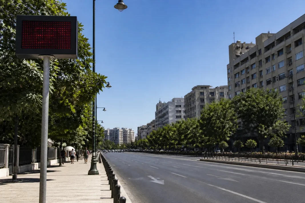 Termometrele ating 36°C în vest și sud